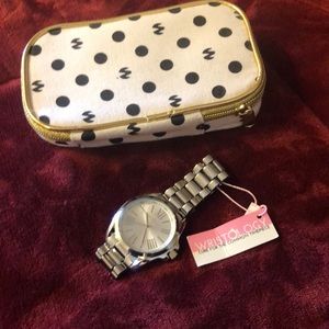 Oversized silver watch brand new never used